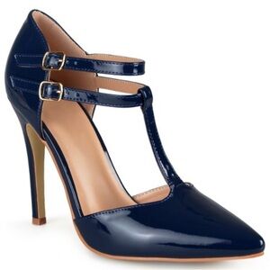 Brand New without tag Journee collection Navy with T straps size 8